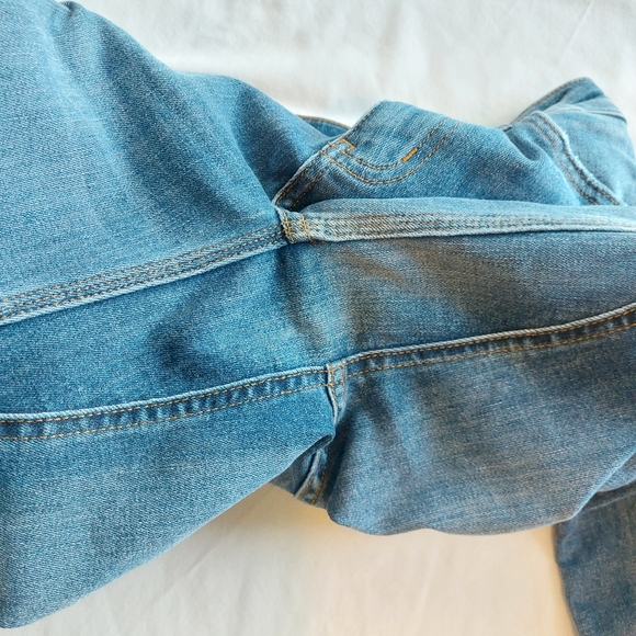 DU/ER Duer Performance Denim Girlfriend Jean Indigo Medium Wash Size 25 - Picture 9 of 16